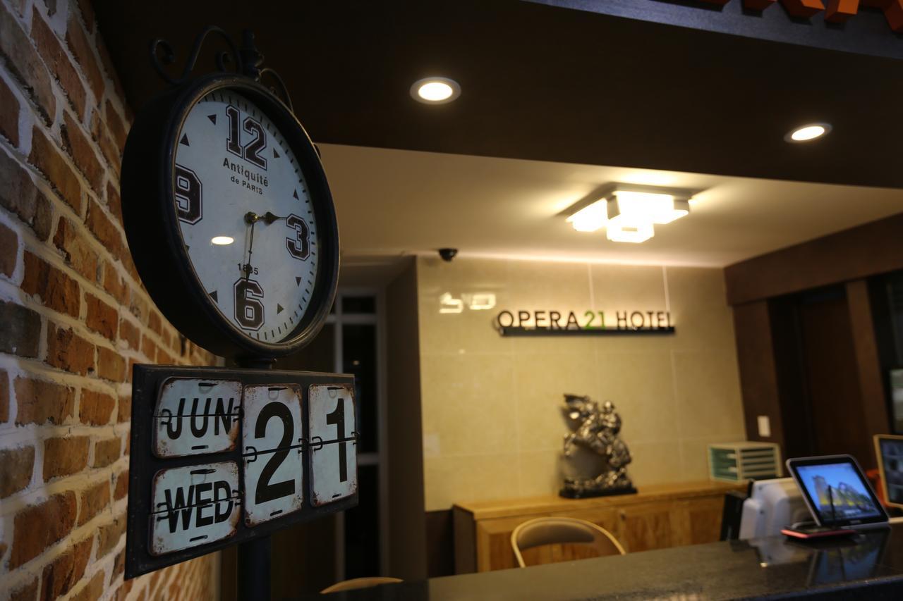 Opera 21 Hotel Jeonju Exterior foto